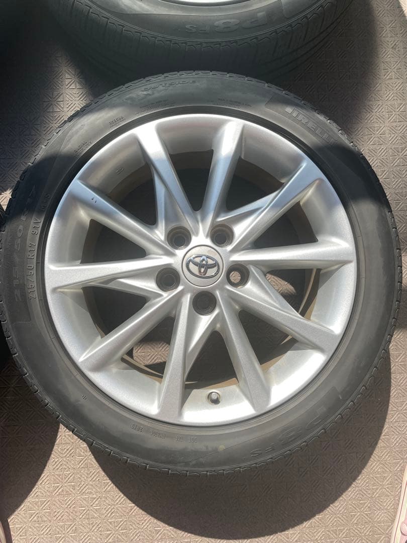 プリウスα 純正17インチ アルミホイール