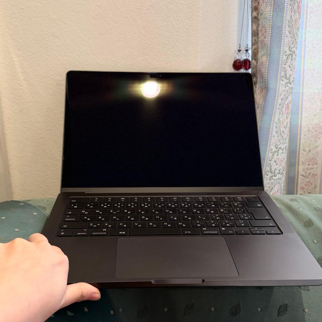 美品　MacBook Pro 14インチ 24GB 1TB M4Pro