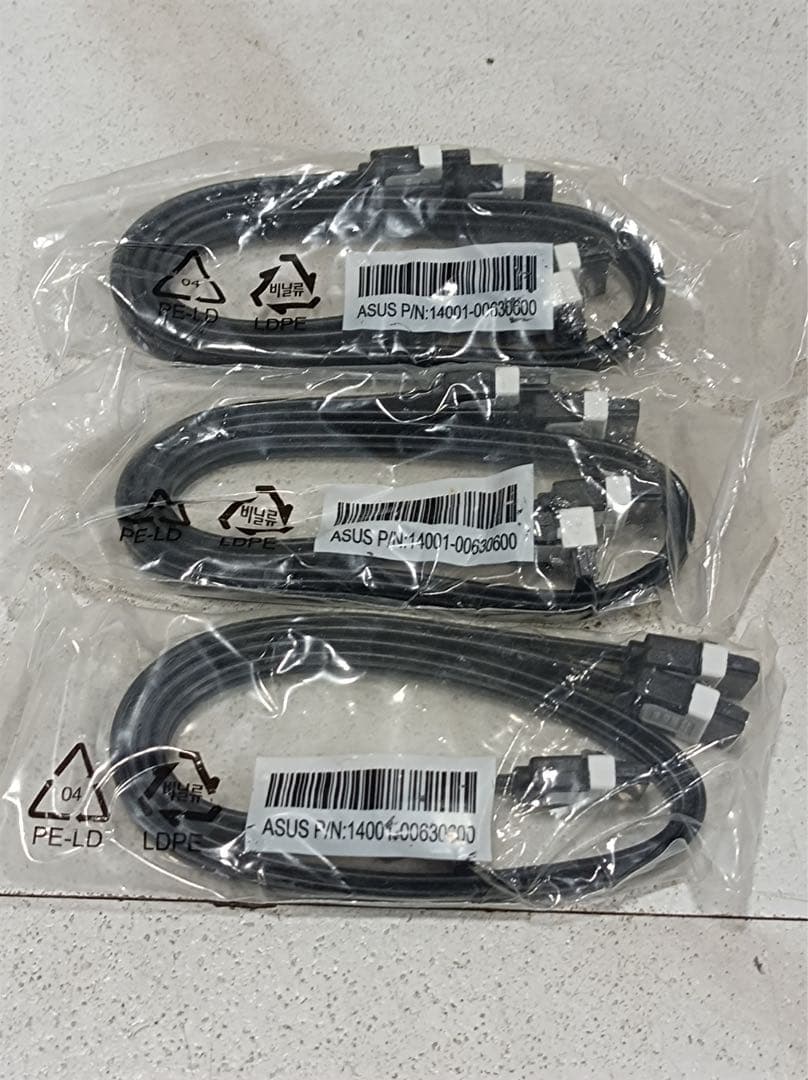 [八6888] ASUS SATAケーブル 合計20個セット