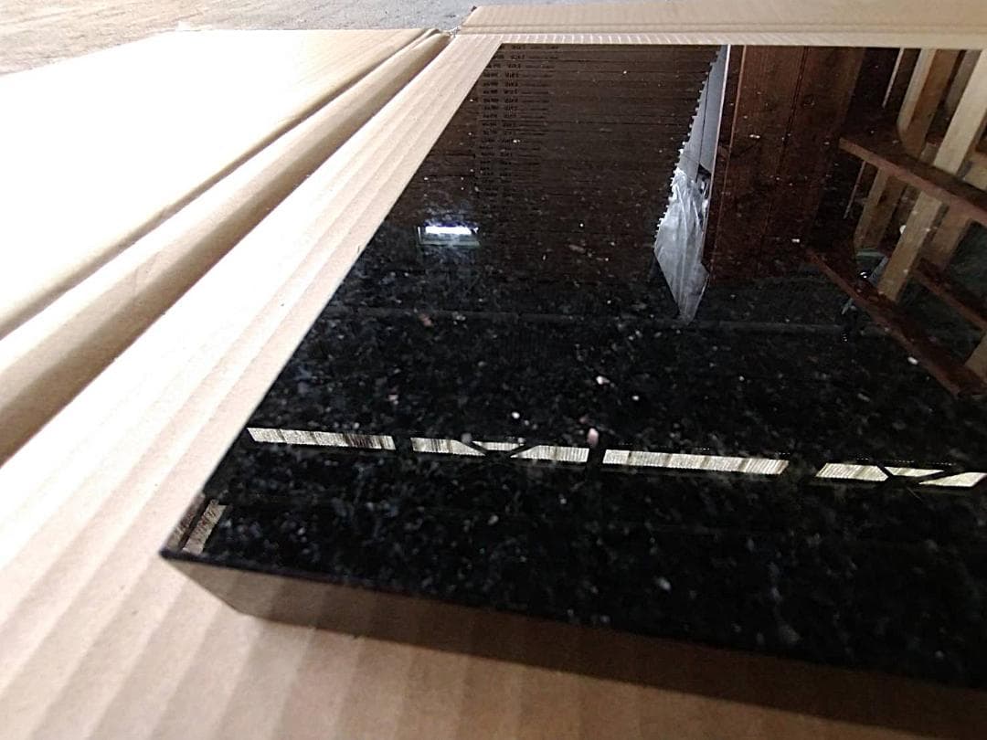 超最高級 天然黒御影石　オーディオボード●300×300×27●5面磨き　特価