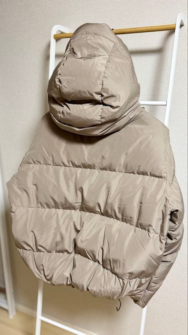 Bacon ダウンジャケット Cloud グレージュ　美品