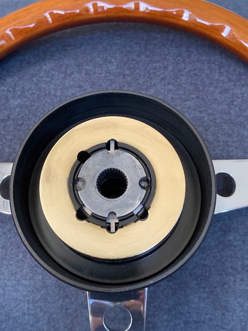 MOMO super INDY 1988年　ウッドステアリング