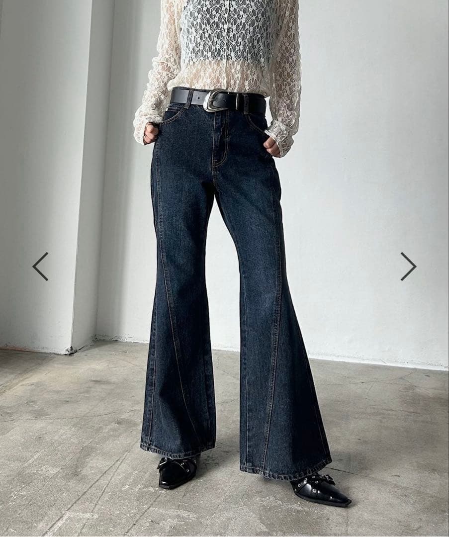 PAGEBOY スリムレッグフレアデニム　Lサイズ