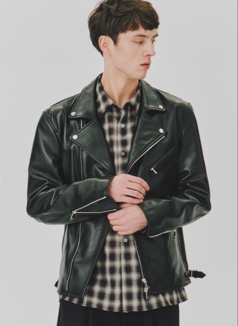 ブラック レザー ライダースジャケット(今週末には古着屋にもってきます！)