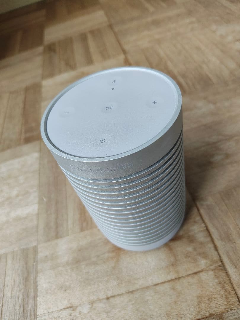 スピーカー・ウーファー Bang & Olufsen BEOSOUND EXPLORE greymist