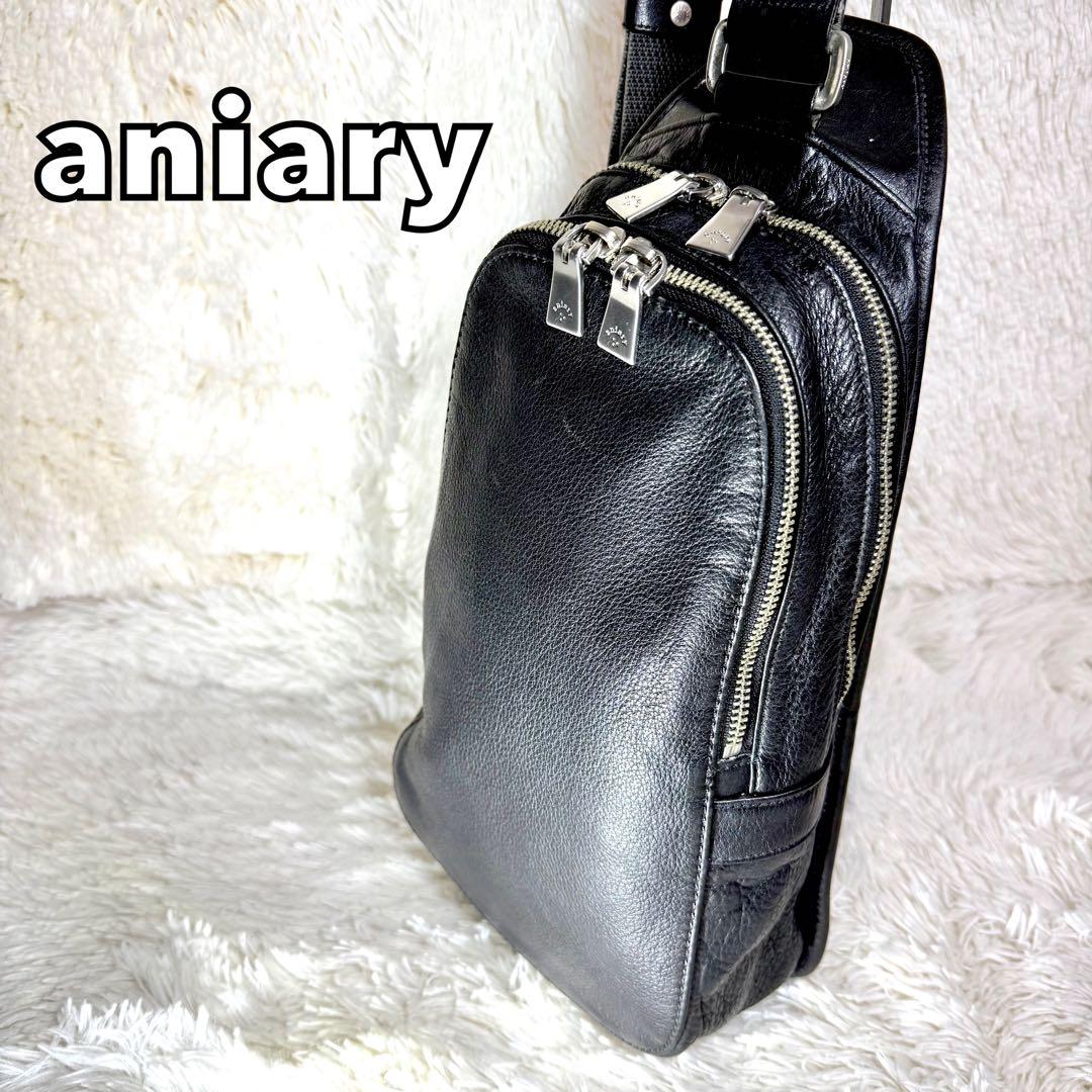 美品 アニアリ ダブルファスナー ボディバッグ 迷彩 レザー ブラック 黒