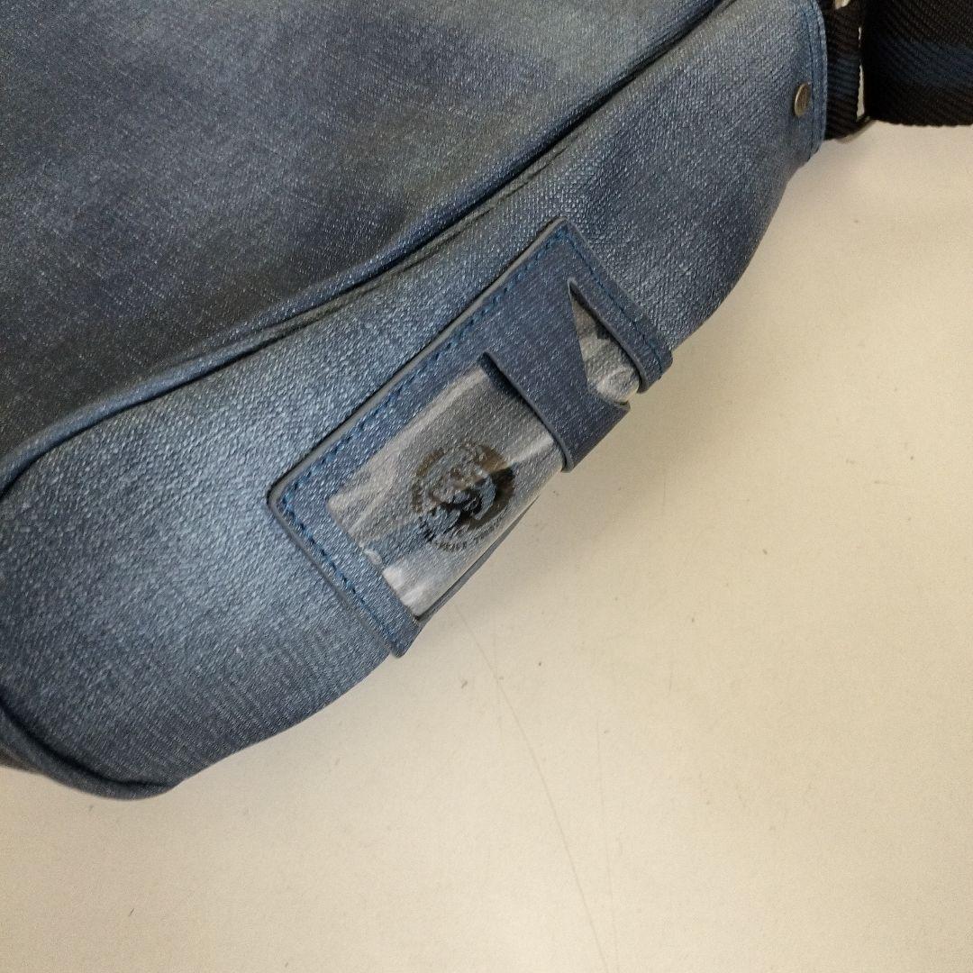 DIESEL BRAVE MAN デニム調 メッセンジャーバッグ ブルー