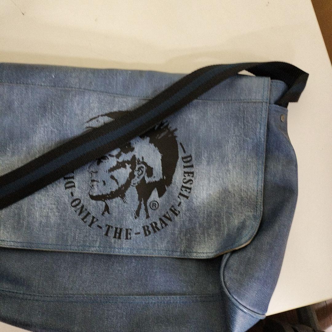 DIESEL BRAVE MAN デニム調 メッセンジャーバッグ ブルー