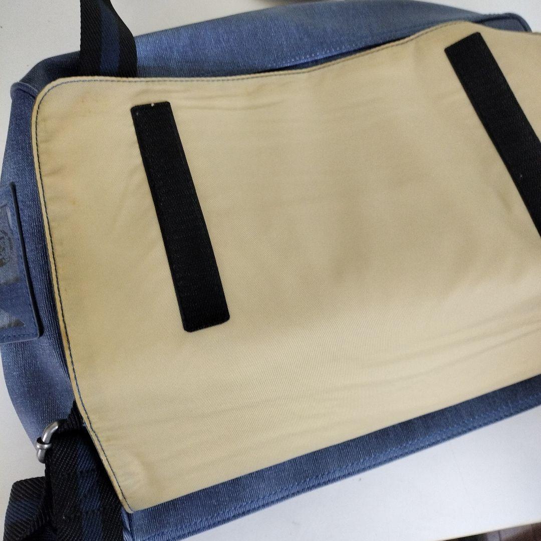 DIESEL BRAVE MAN デニム調 メッセンジャーバッグ ブルー