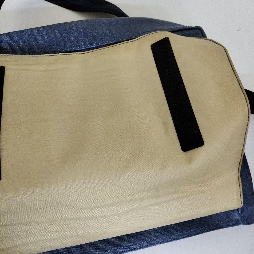 DIESEL BRAVE MAN デニム調 メッセンジャーバッグ ブルー