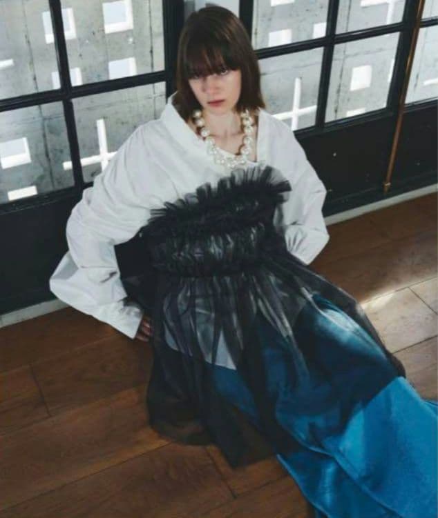 LA BELLE ETUDE　ボリュームギャザーフリルチュールキャミソール