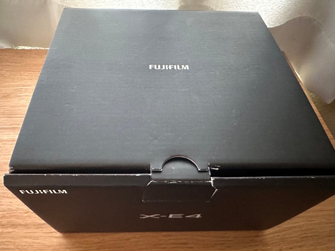 FUJIFILM X-E4 ブラック