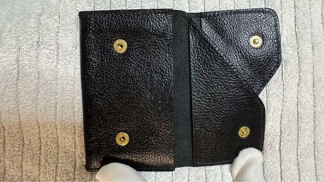 【新品】IL BISONTE（イルビゾンテ）　カードケース 名刺入れ