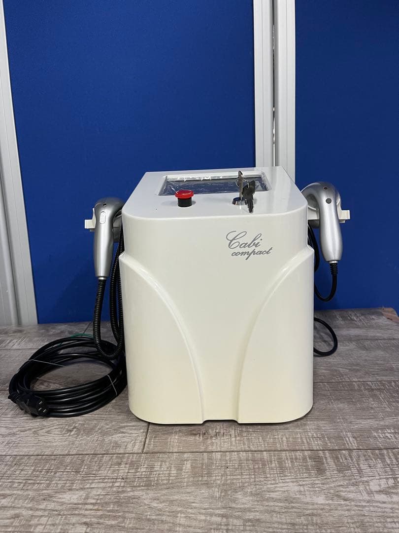 ヴァリュゲイツ　CABI COMPACT 痩身機器 ホワイト