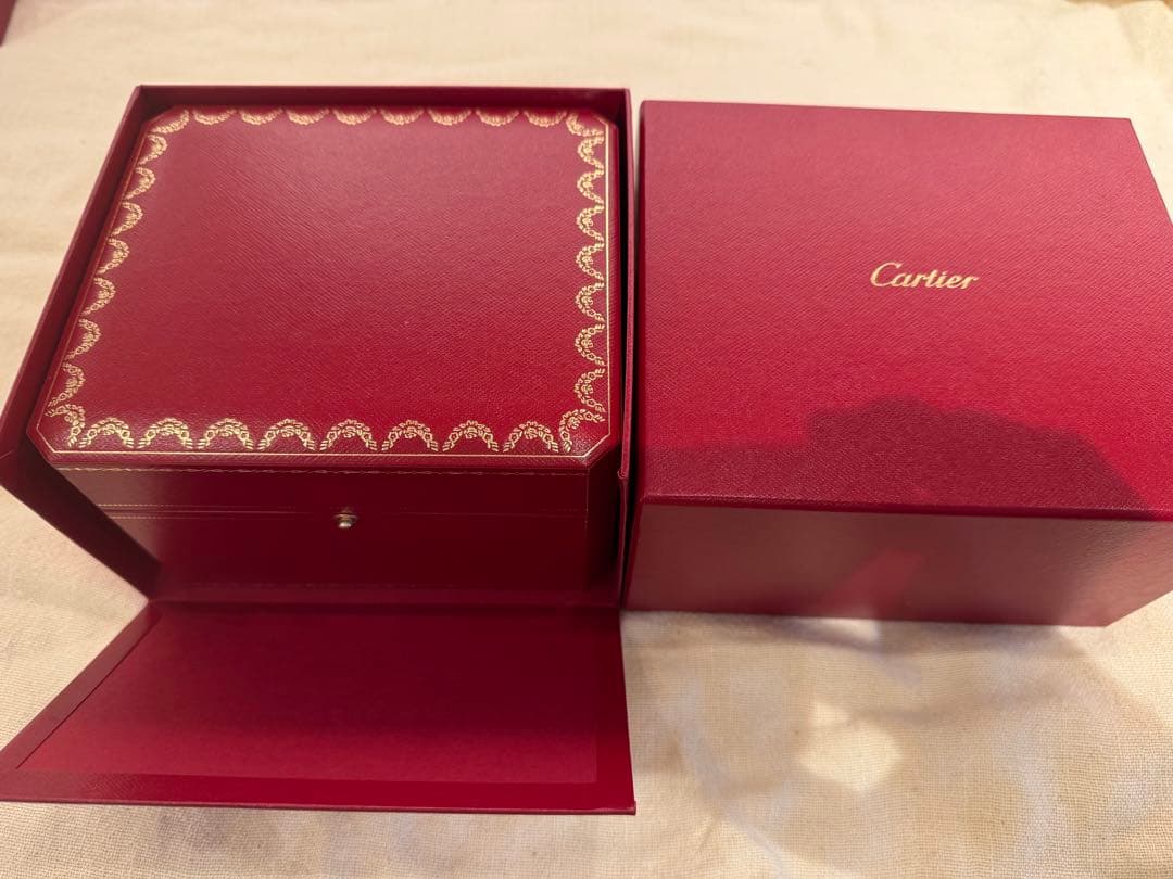 Y*様 Cartier ジュエリーボックス 赤