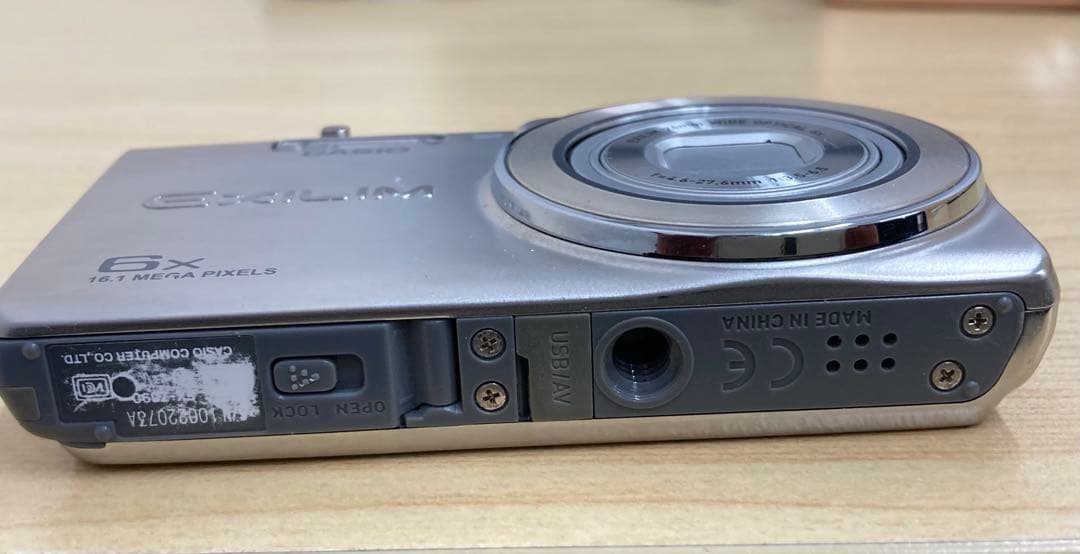 CASIO EXILIM 15.1メガピクセル シルバー、ピンク　3点セット