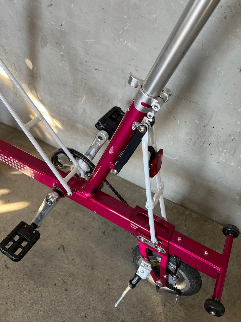 折りたたみ自転車 Pacitic CARRY ME 8インチ