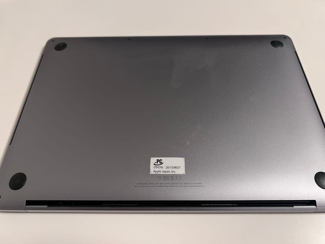 MacBook本体 MacBook Pro 2020 corei7 / 16GB / 500GB