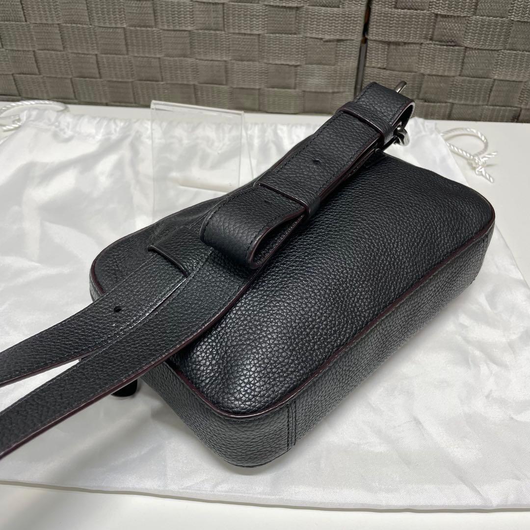 r*n様 美品　COACH ダークブルー レザー ボディバッグ