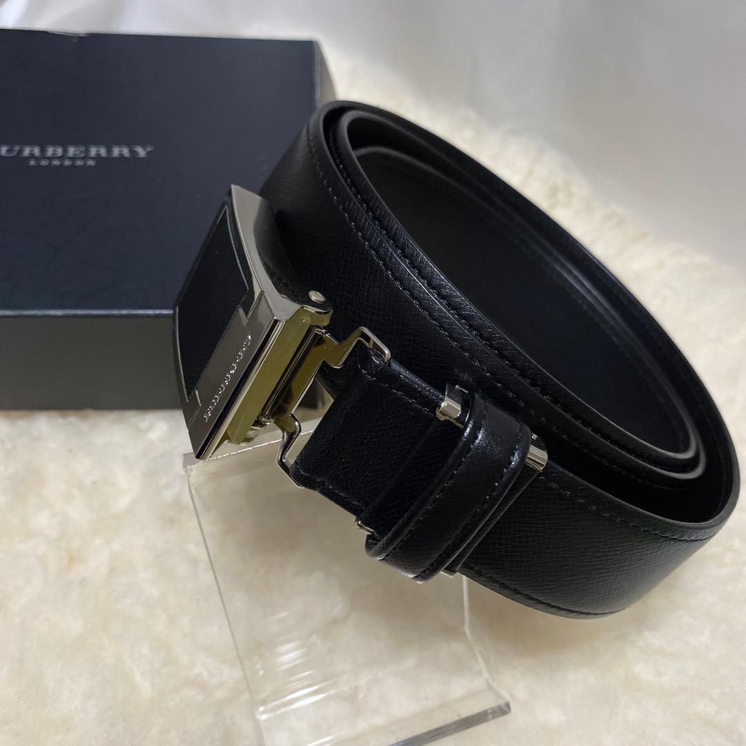 極美品　バーバリー　Burberry　レザーベルト　穴無し　メンズ　ブラック