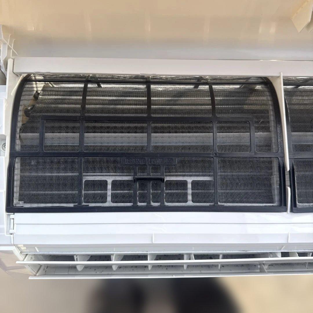 Panasonic エアコン おもに8畳用 CS-251DFL-W 2021年製