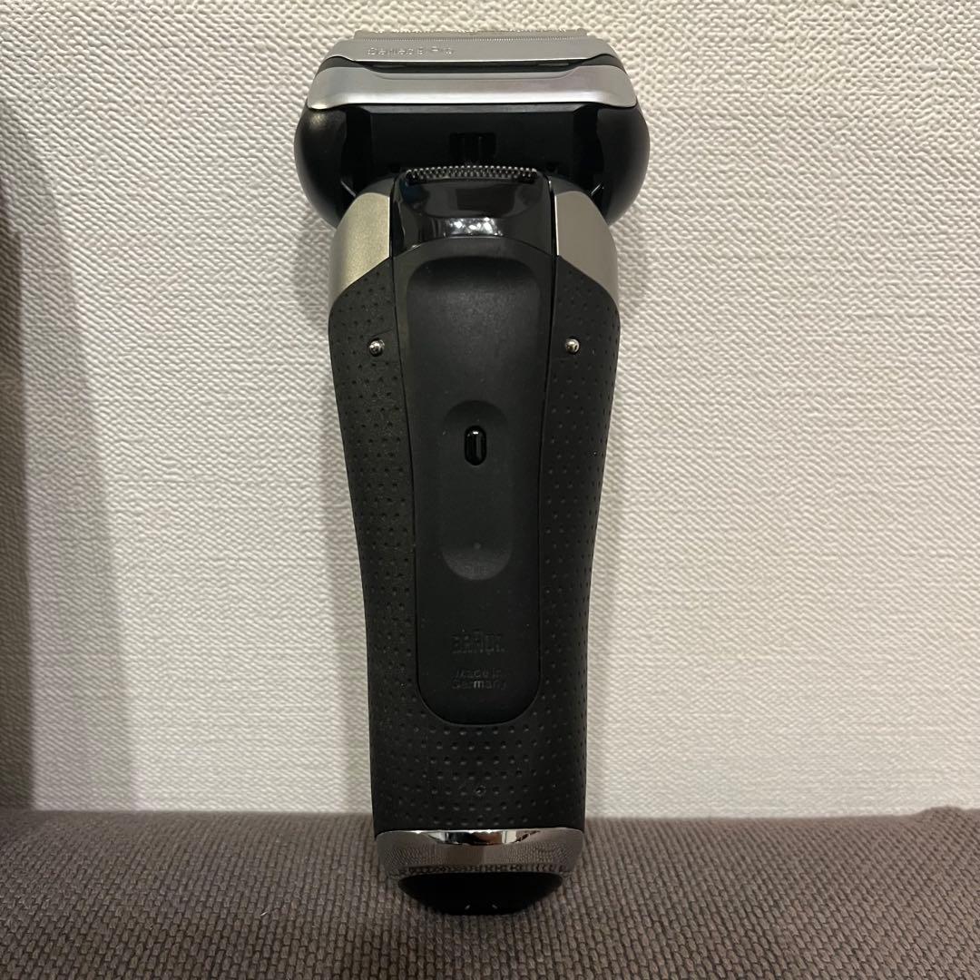 ブラウン 電気シェーバー シリーズ9 洗浄機付き