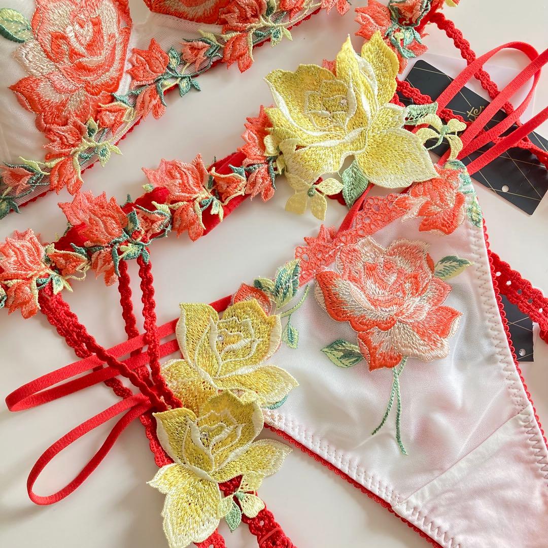 サルート　中国の花嫁　C70/M/M　IV　11　P-upブラ　ソング　ガーター