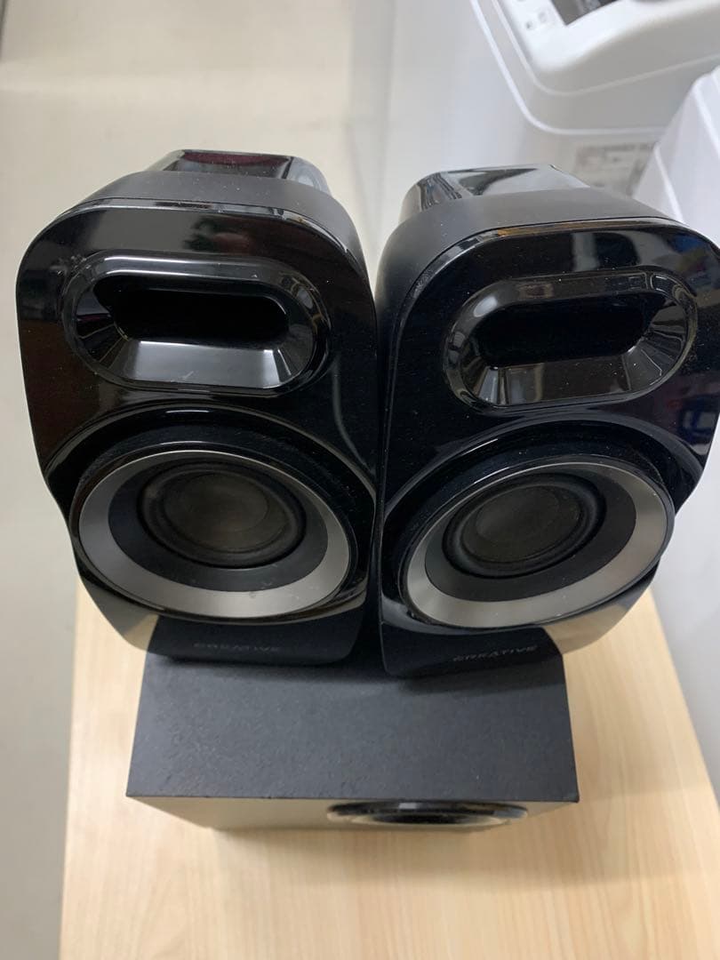 Creative 2.1チャンネルスピーカー