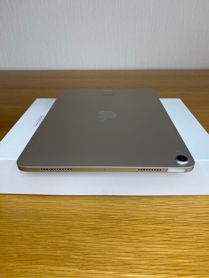 iPad Air第5世代 未使用に近い　iPad本体　Aランク