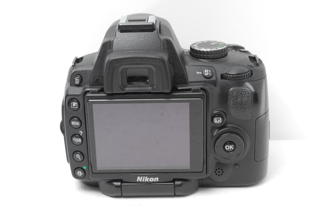 【バリアングル液晶搭載のエントリーモデル】Nikon D5000　スマホ転送