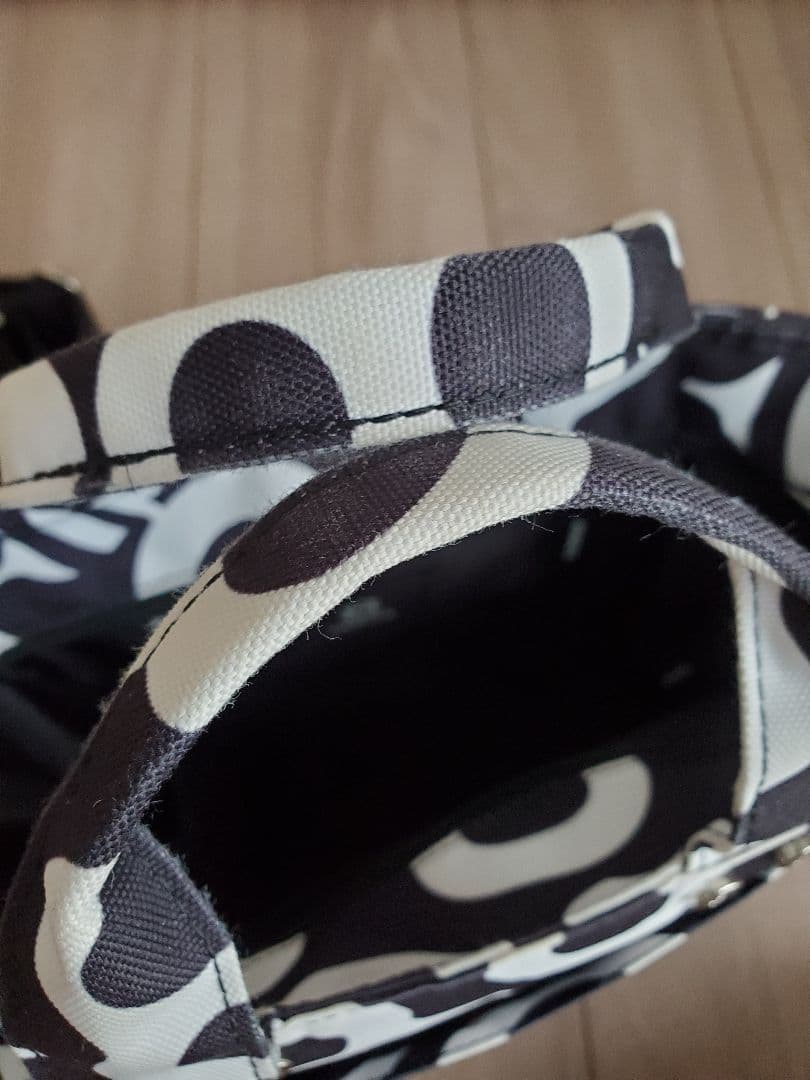 HACHIVARDS バッグ ショルダーストラップ付き