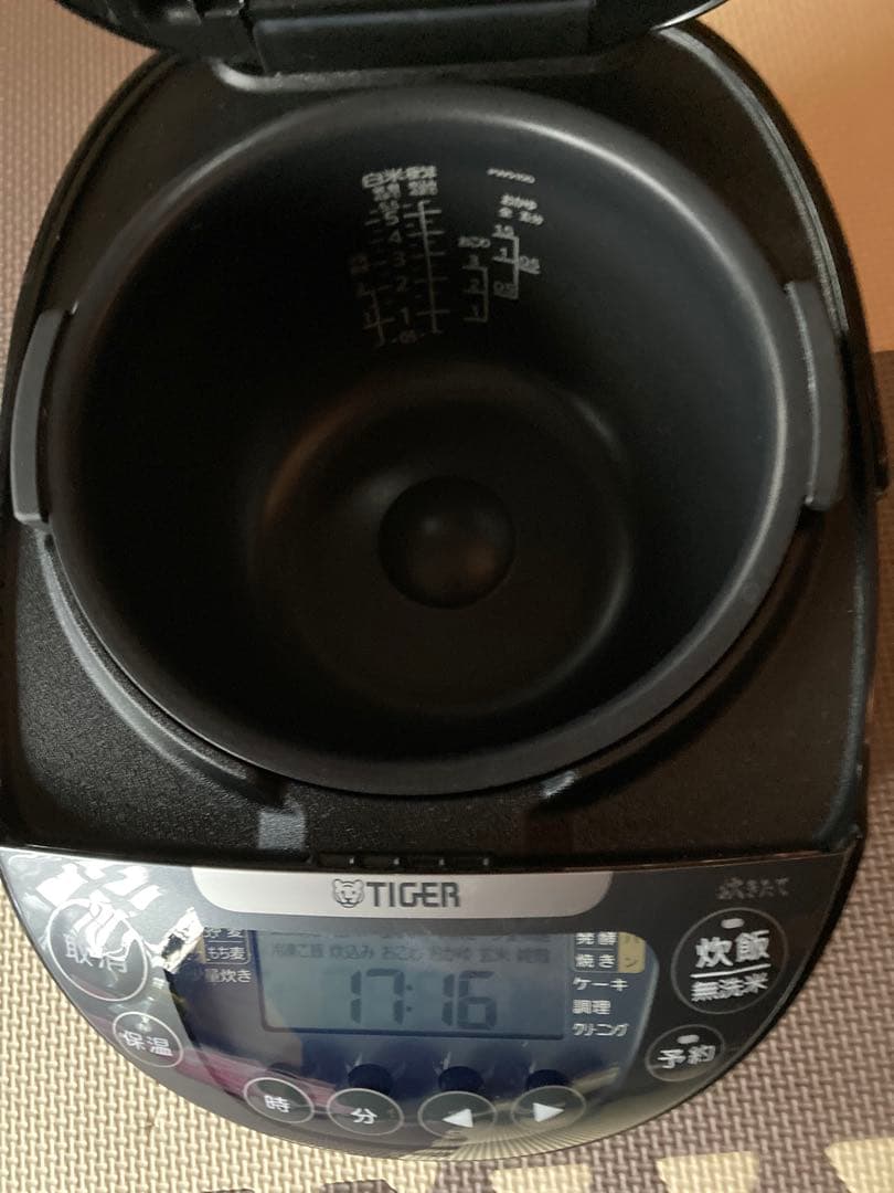 1回使用　タイガー魔法瓶　炊飯器 5合 IH式 JPW-X100HD 説明書付き