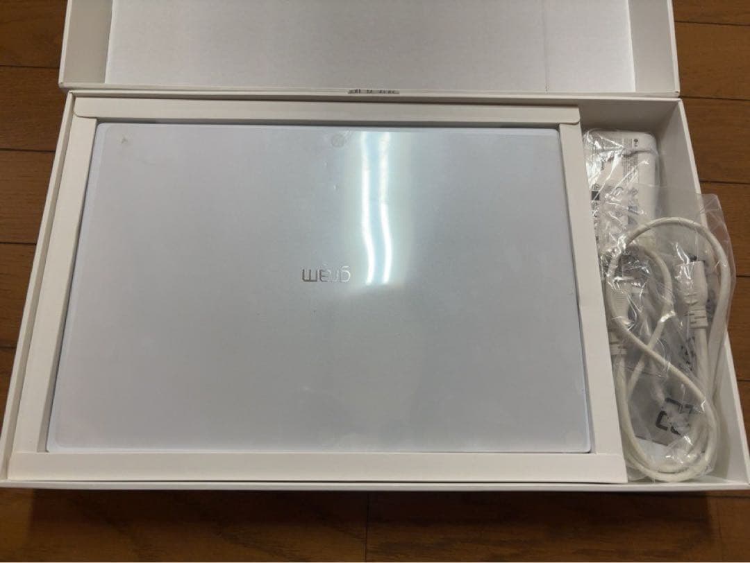 Windowsノート本体 LG GRAM 14inch Laptop PC 14ZB90R-MA51J1