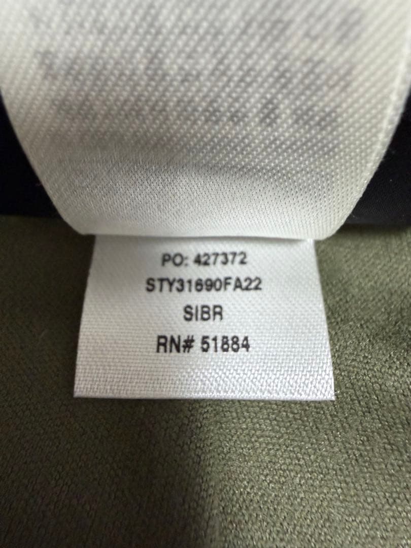 Patagonia 防水ジャケット フード付き