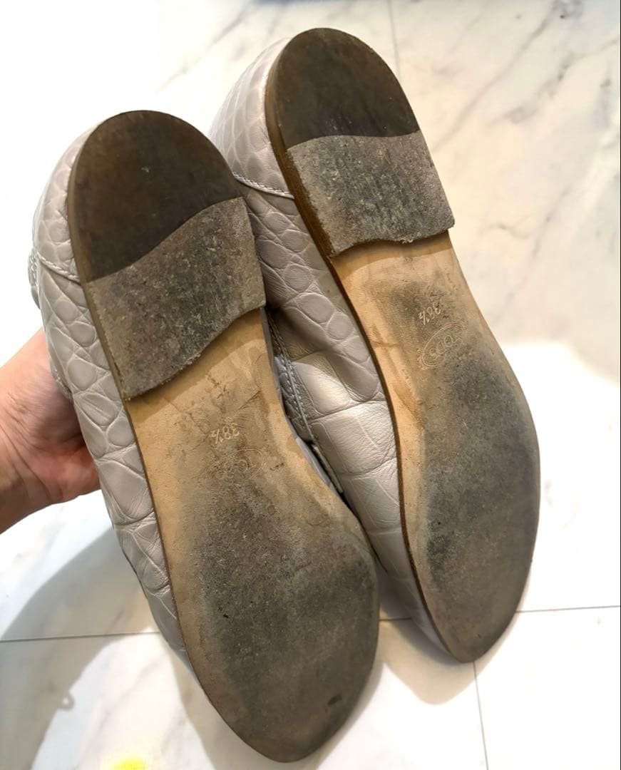 【美品】TOD'S ローファーダブルT(シルバー)クロコ型押し38.5