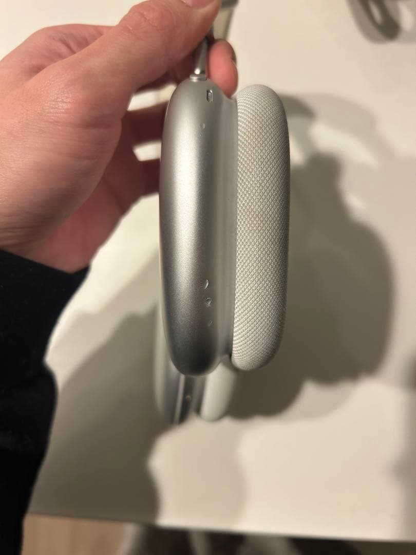 ヘッドホン airpodmax