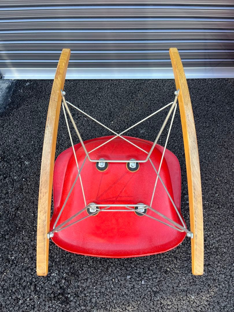 モダニカ社MODERNICA アームシェルチェア ロッカーベース