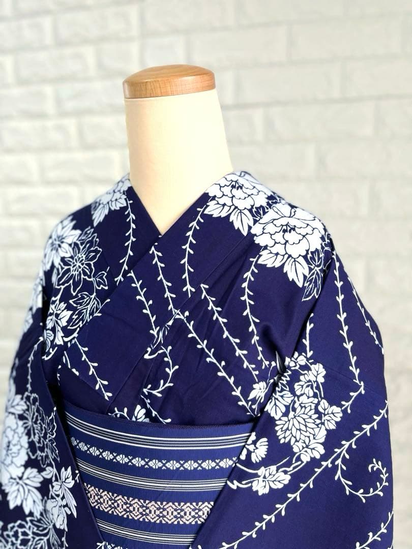 【超超美品】浴衣 夏着物 単衣 普段着物 紺色藍色花柄 木綿 裄長 トールサイズ
