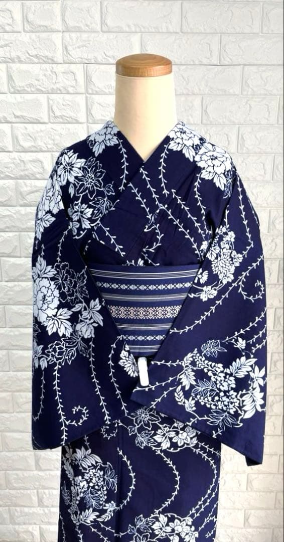 【超超美品】浴衣 夏着物 単衣 普段着物 紺色藍色花柄 木綿 裄長 トールサイズ