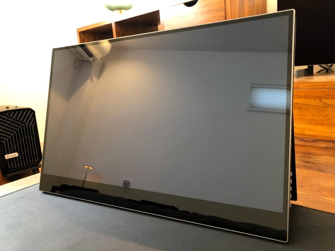 ジンさん専用　Corkea モバイルモニター 4Kタッチ 17.3インチ