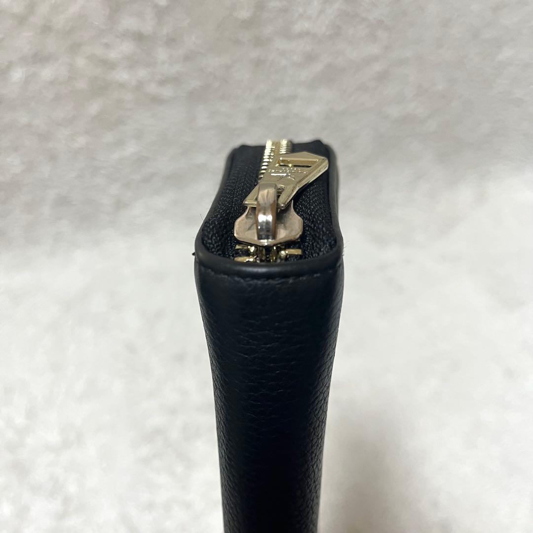 ✨美品✨ウノピュウノウグァーレトレ 長財布 ラウンドジップ 黒 ゴールド金具