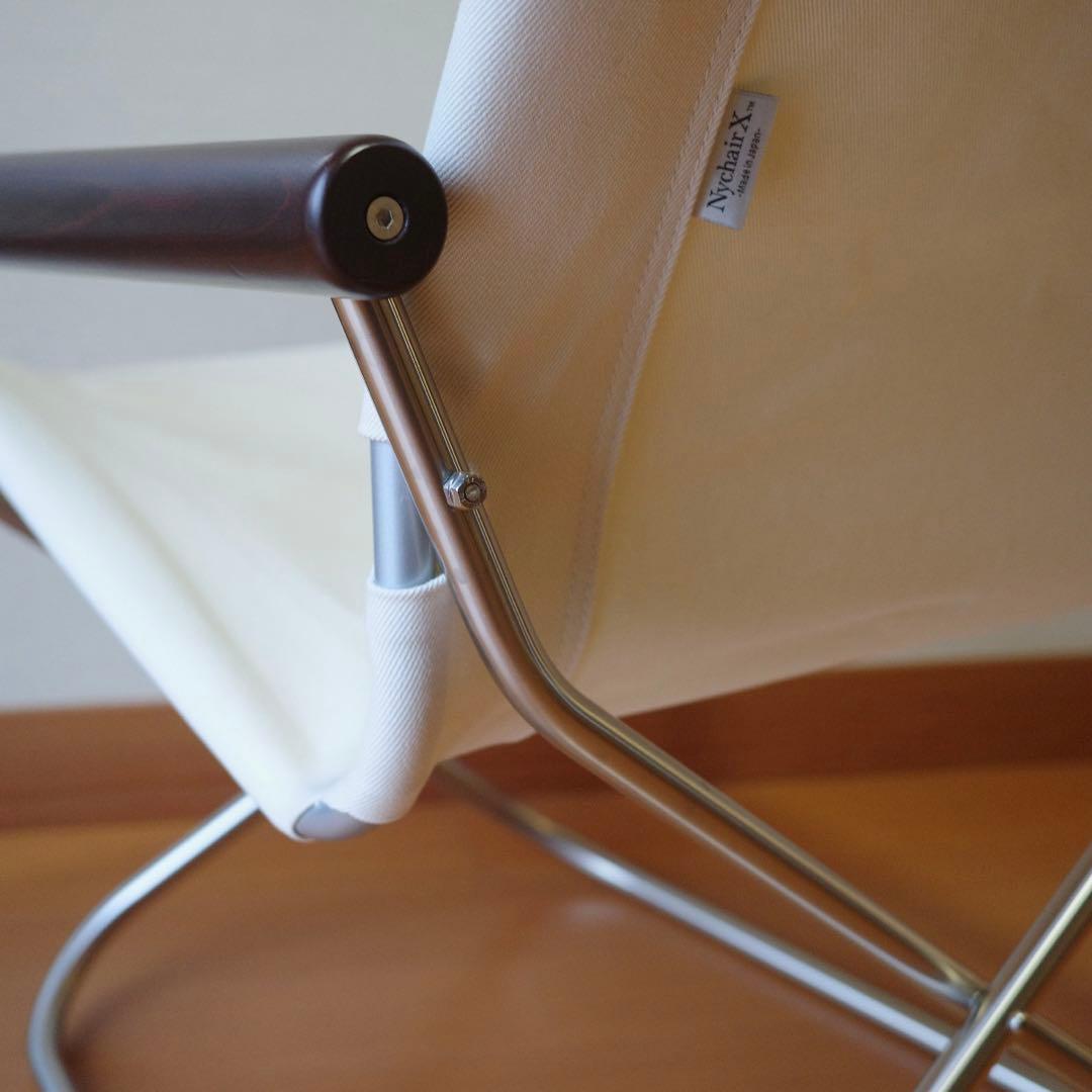 ニーチェアエックス80　ダークブラウン／ホワイト