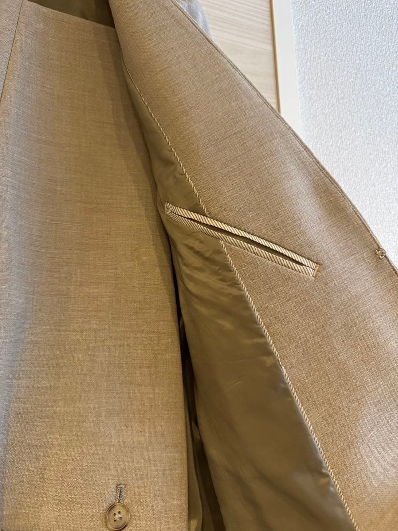 【スミレ】GREEN LABEL RELAXING ベージュパンツスーツ