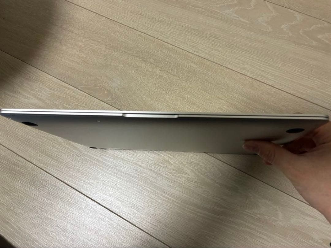 MacBook Air M1 8GB 256GB 液晶割れジャンク 箱・付属品