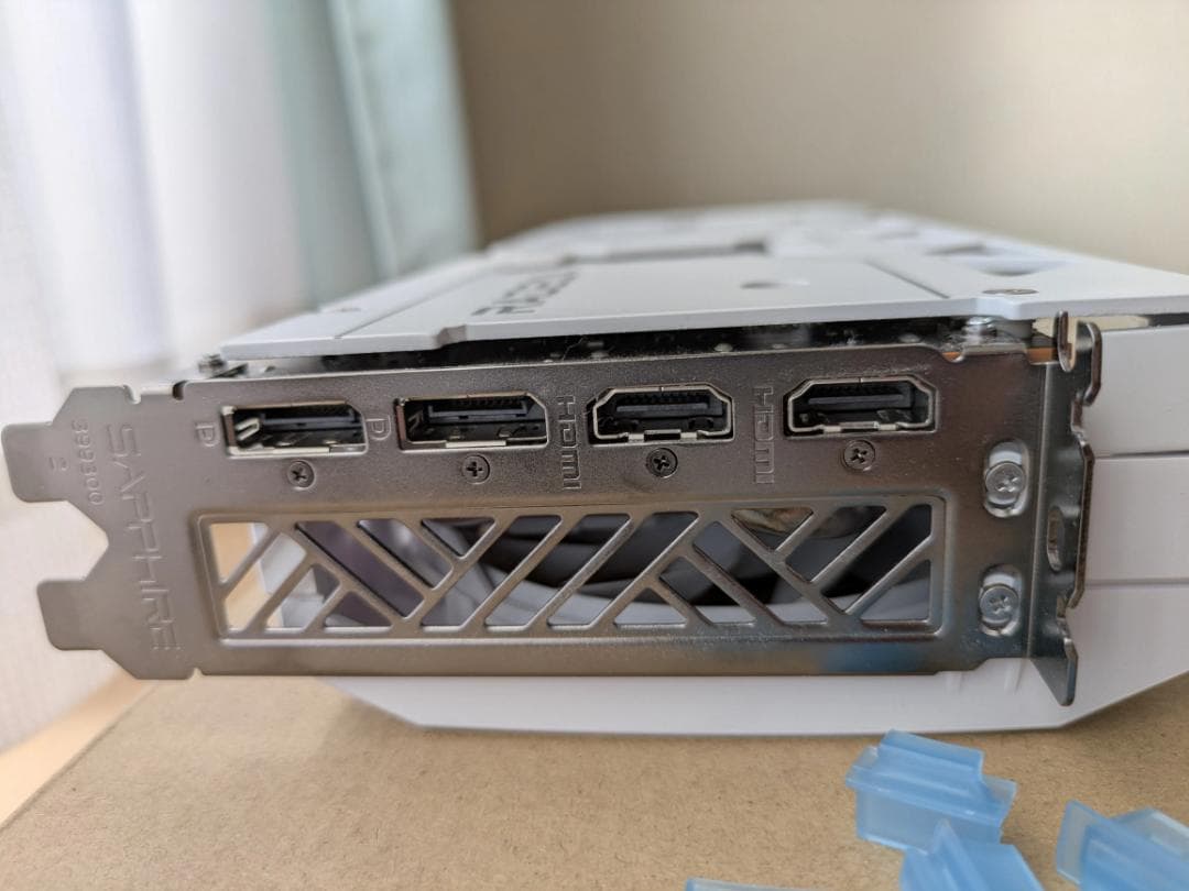 グラフィックボード・グラボ・ビデオカード SAPPHIRE PURE Radeon RX 7700 XT