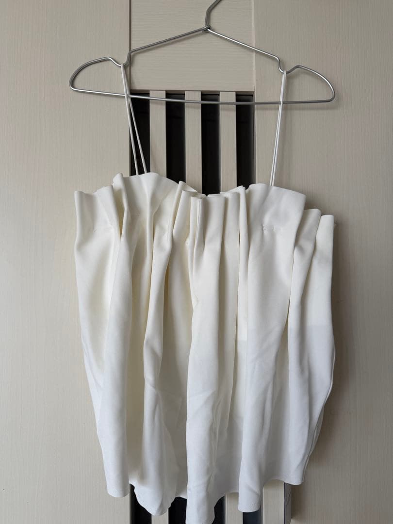 room306 プレーツデザイントップス ホワイト フリーサイズ