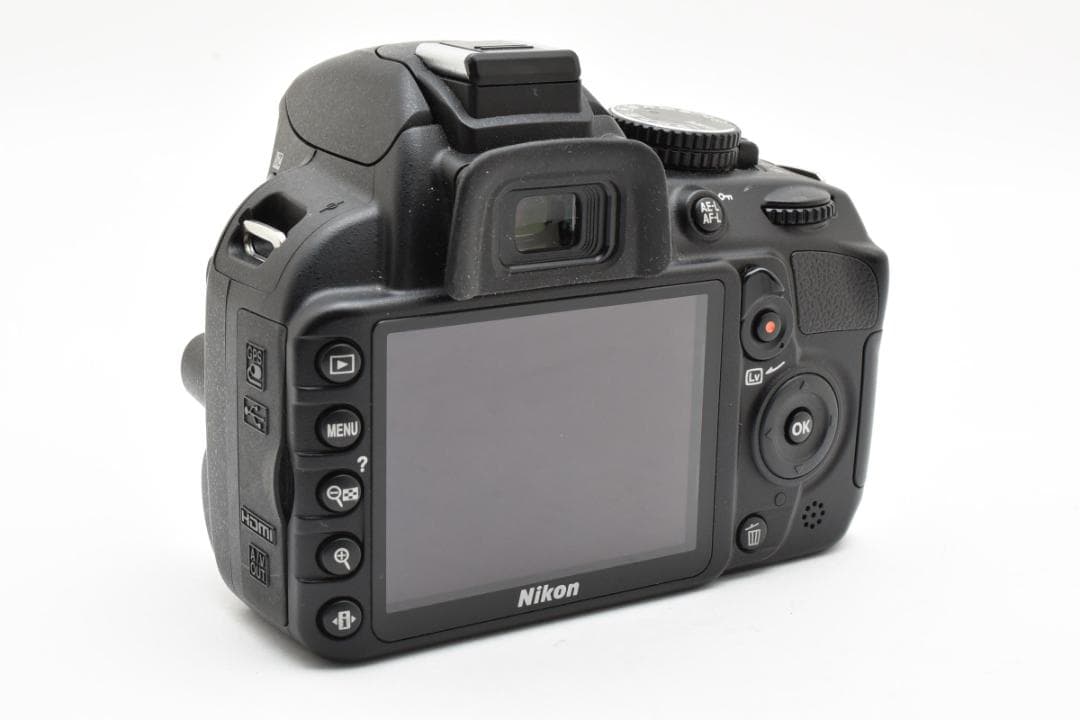 【ショット数3023回】 NIKON ニコン D3100 デジタル一眼レフカメラ