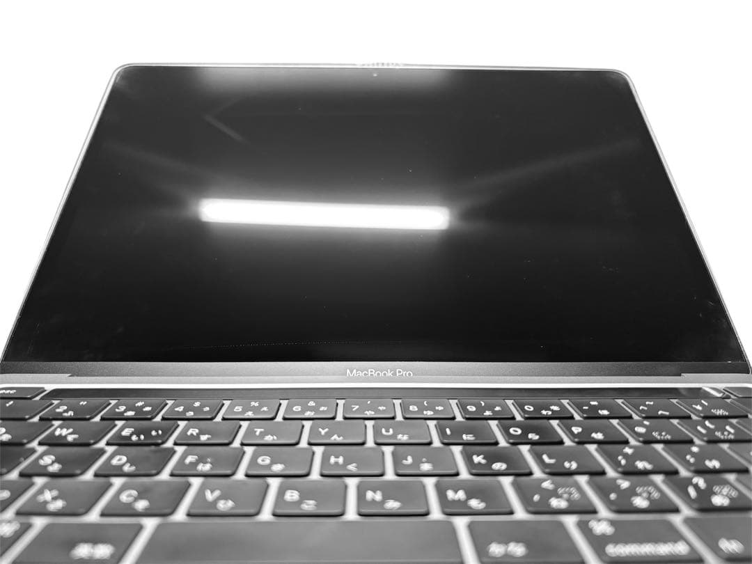 MacBook Pro 13インチ 2020 8GB SSD 256GB