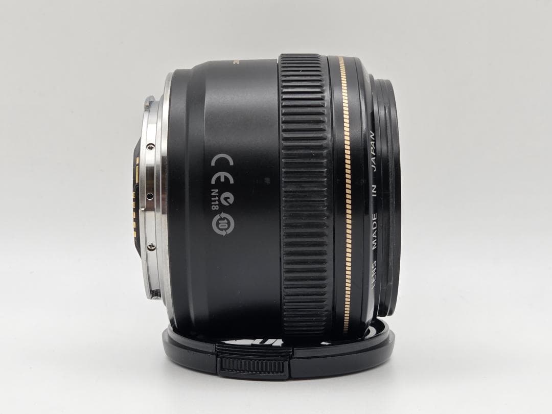 キャノン　Canon EF 28mm F1.8 USM