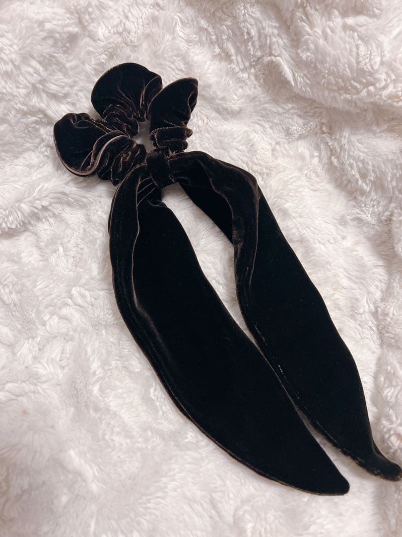 新品未使用　ALEXANDRE DE PARISベロアリボンシュシュ　ブラウン